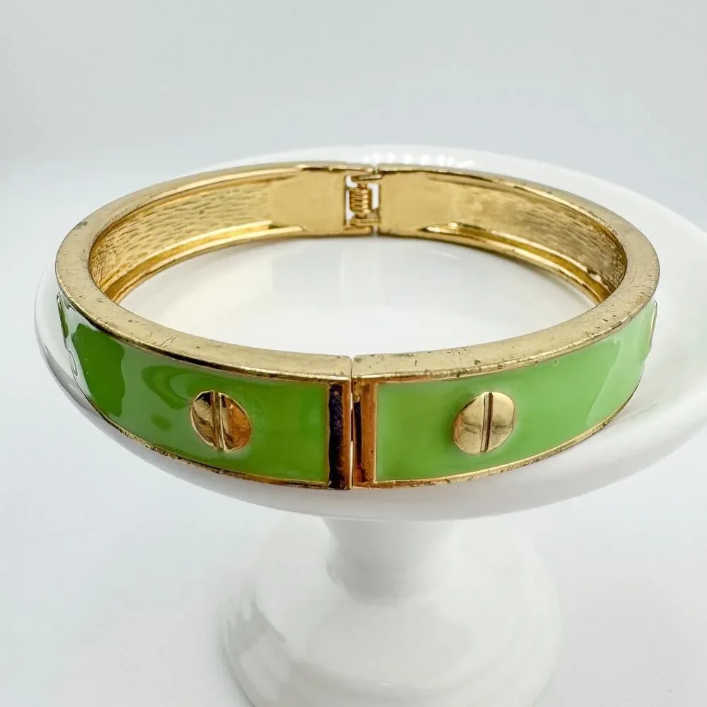 Vintage Green Enamel Screw Cuff Bracelet Retro Chic Preppy Style Elegance